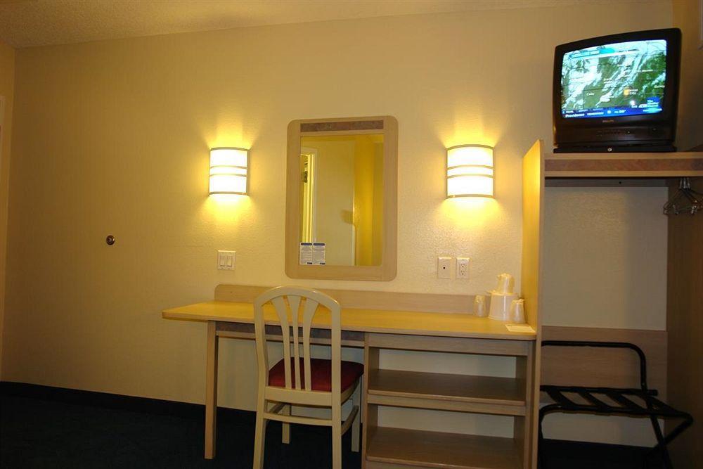 Motel 6-Portsmouth, Nh Exteriör bild